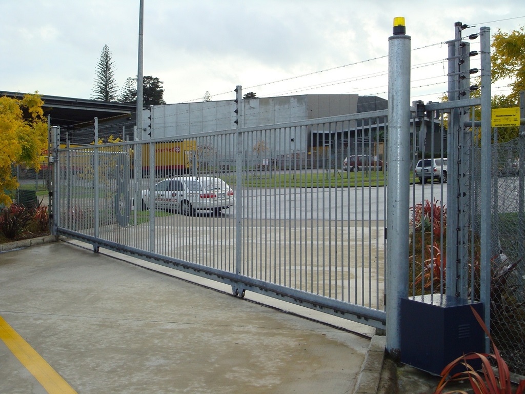 Commercial Electric Fencing 8 Gate Automation